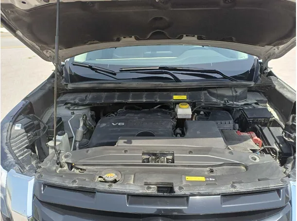 Car image 25