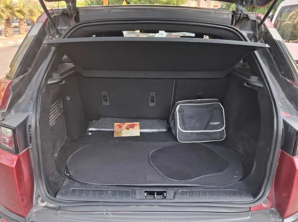 Car image 21