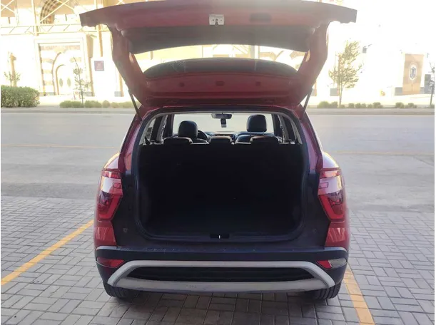 Car image 23