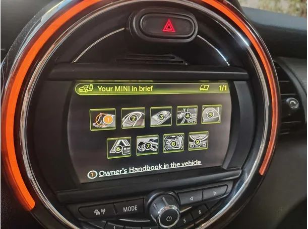 Car image 23