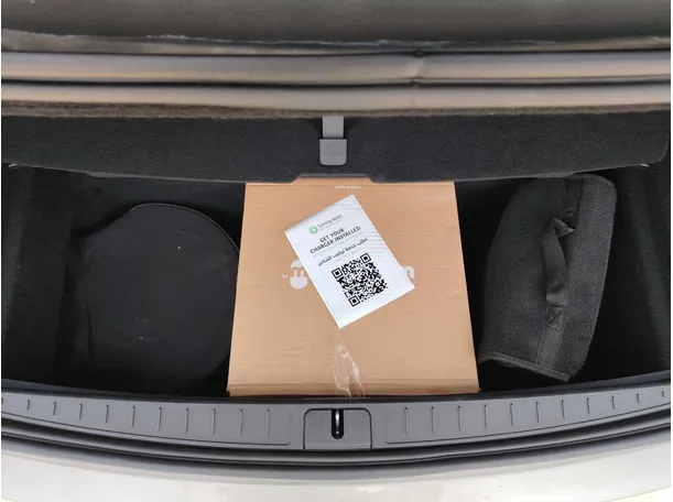 Car image 29