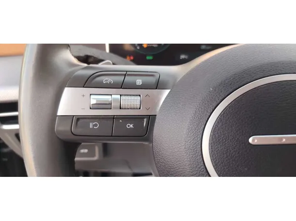 Car image 28