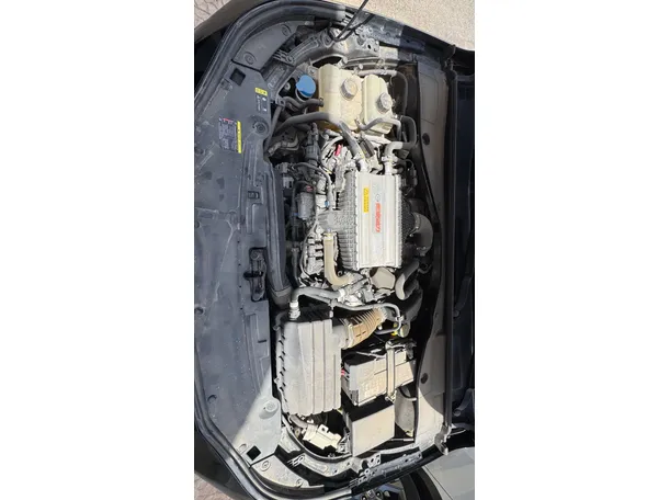 Car image 28