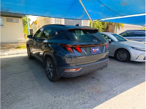 Car image 7