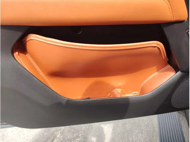 Car image 35