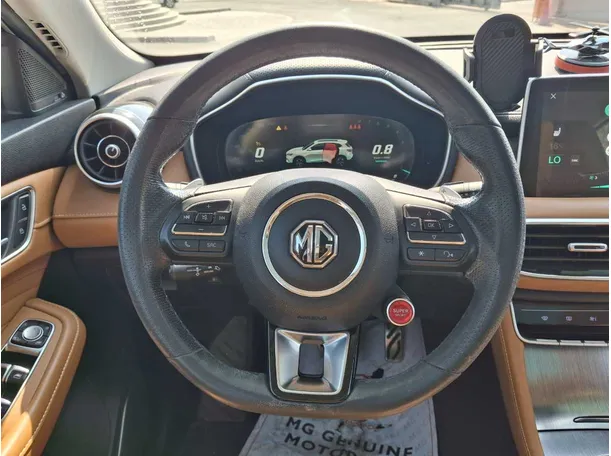 Car image 17