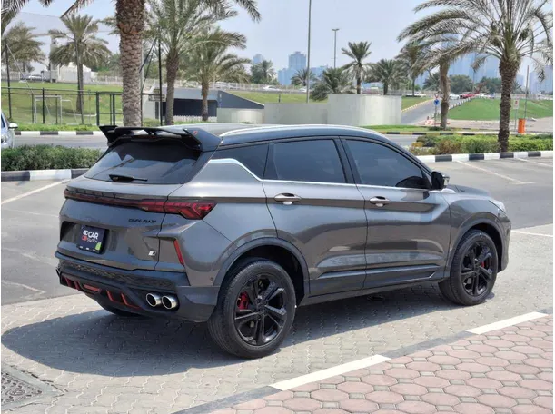 Car image 7