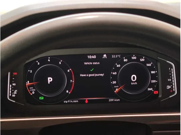 Car image 28