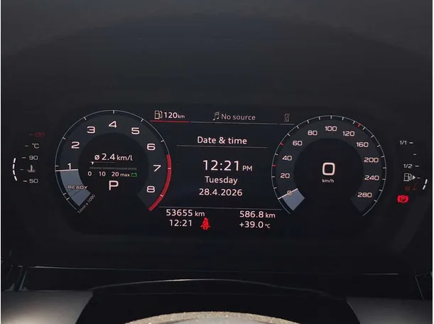 Car image 20