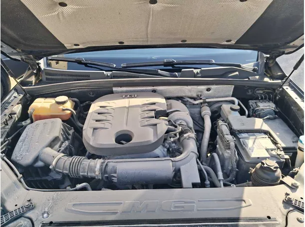 Car image 21