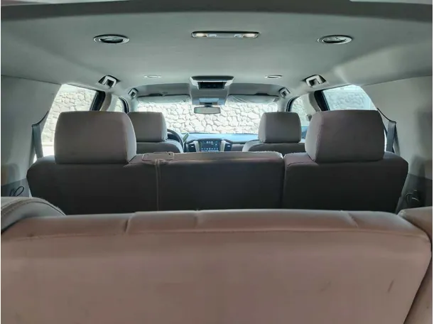 Car image 29