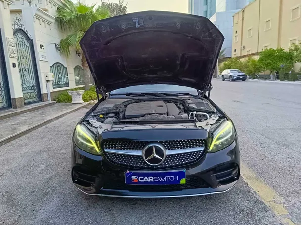 Car image 25