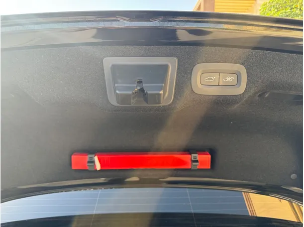 Car image 24