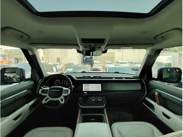 Car image 23