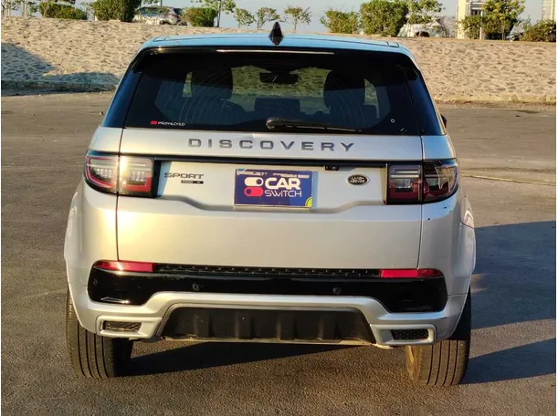 Car image 6