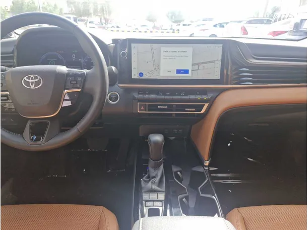Car image 18