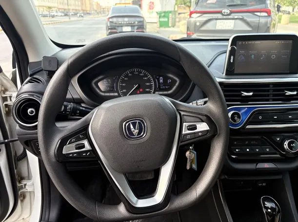 Car image 22
