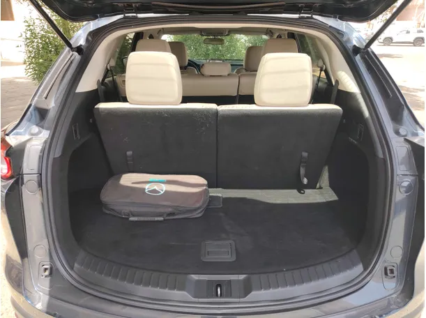 Car image 25