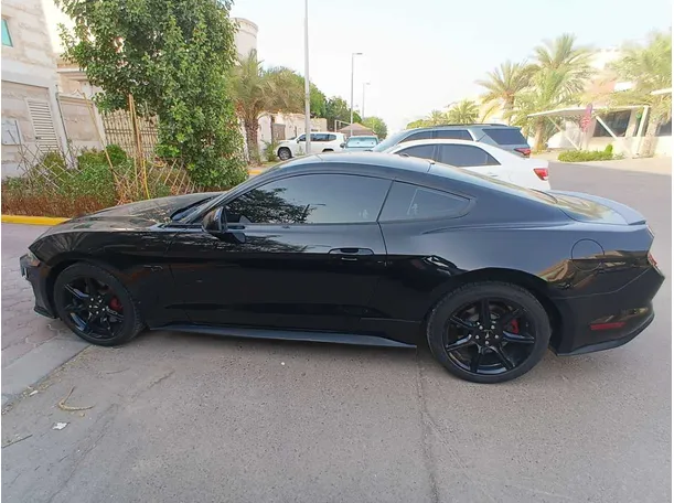 Car image 7