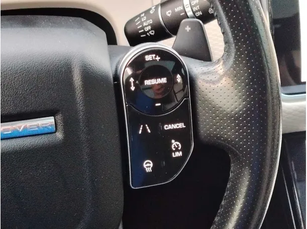 Car image 27