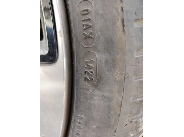 Car image 31