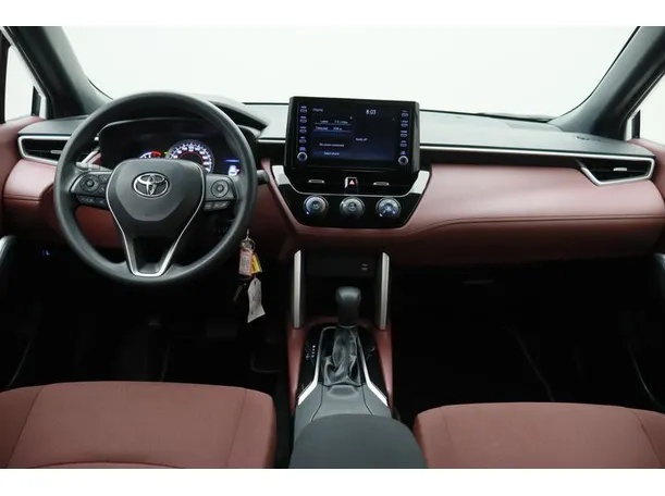 Car image 14