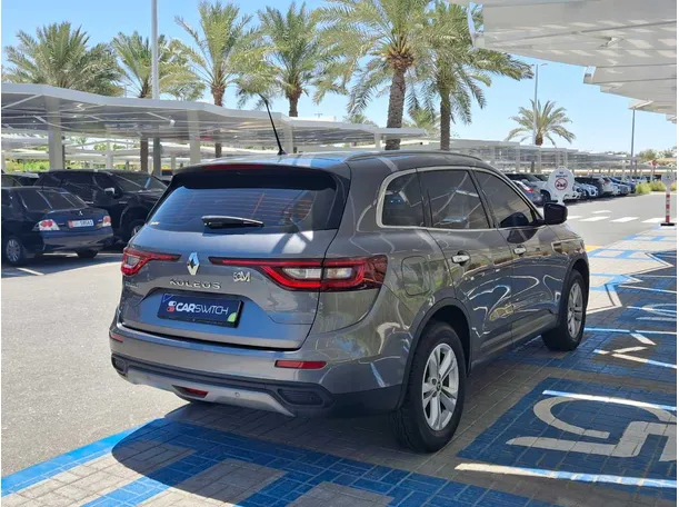 Car image 7
