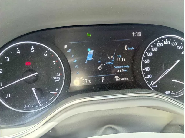 Car image 27