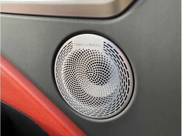 Car image 28