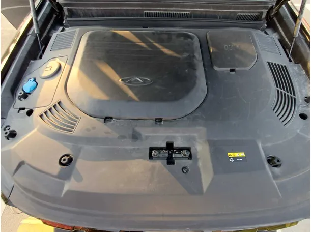 Car image 20