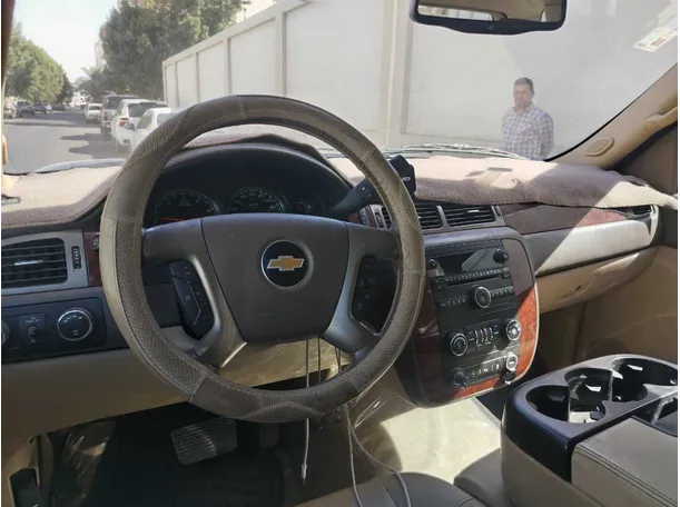 Car image 22