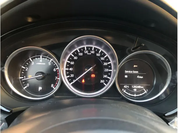 Car image 19