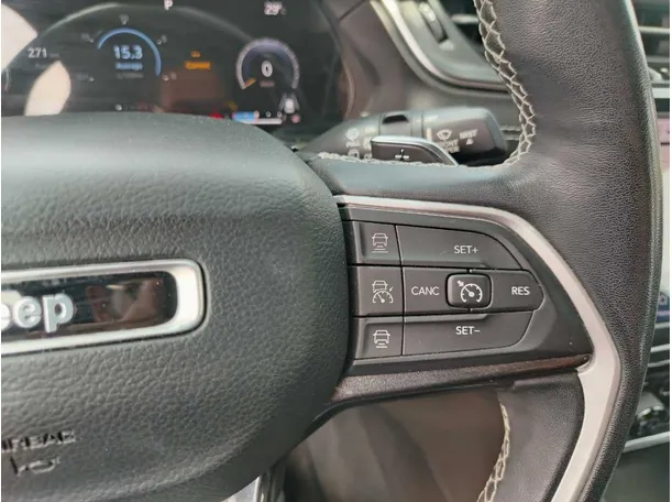 Car image 38