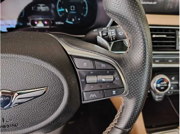 Car image 33