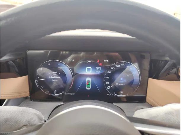 Car image 17