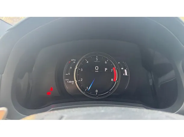 Car image 17