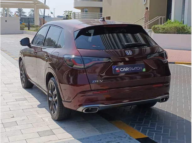 Car image 7
