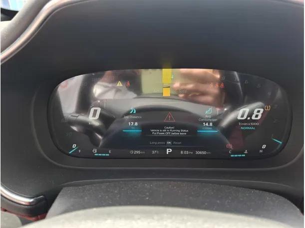 Car image 18