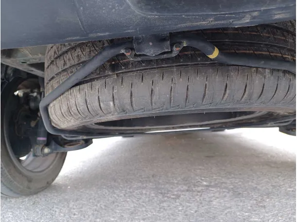 Car image 21