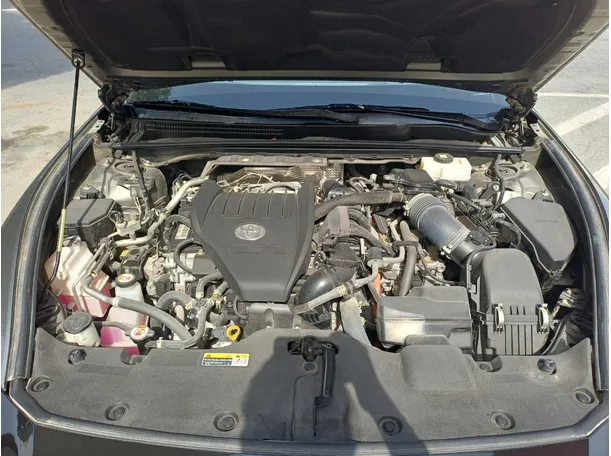 Car image 25