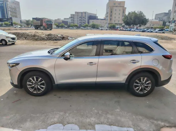 Car image 8