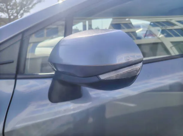 Car image 27