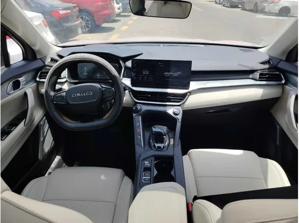 Car image 21