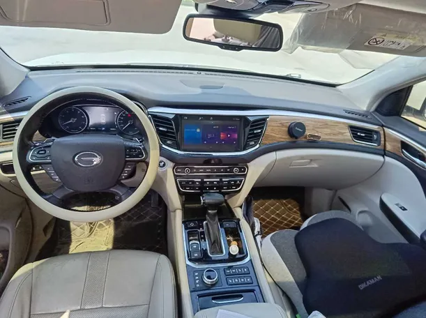 Car image 21