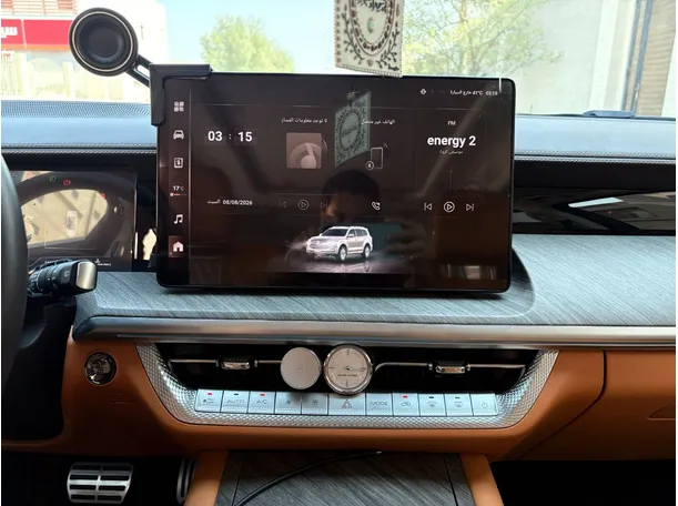 Car image 20