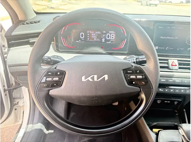 Car image 22