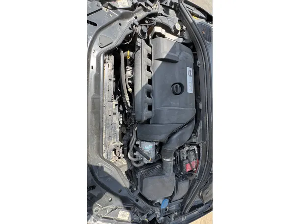 Car image 29