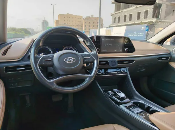Car image 31