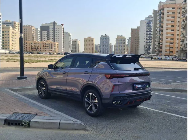 Car image 5