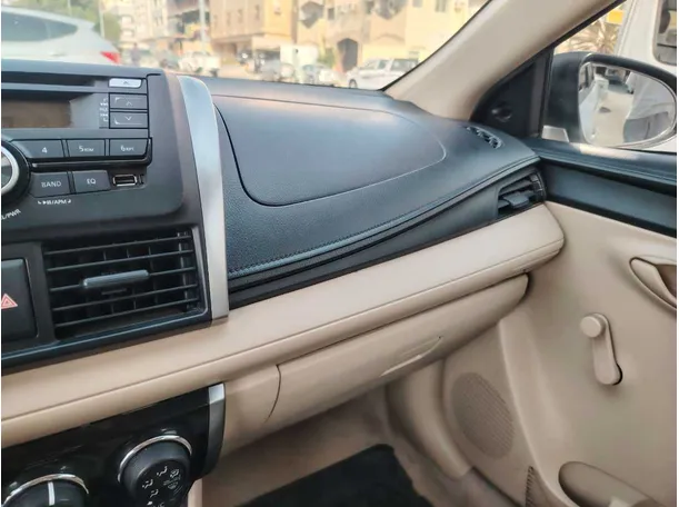 Car image 31